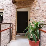 Helico Apartment 304